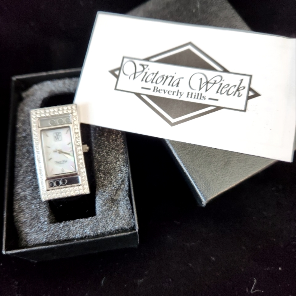NWB Victoria Wieck Diamond Face watch.  9 inches